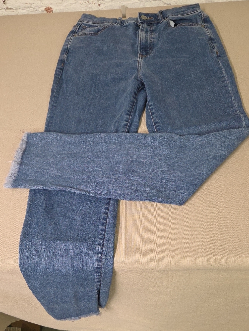 Express Women's Straight Leg Denim Jeans - Medium Blue